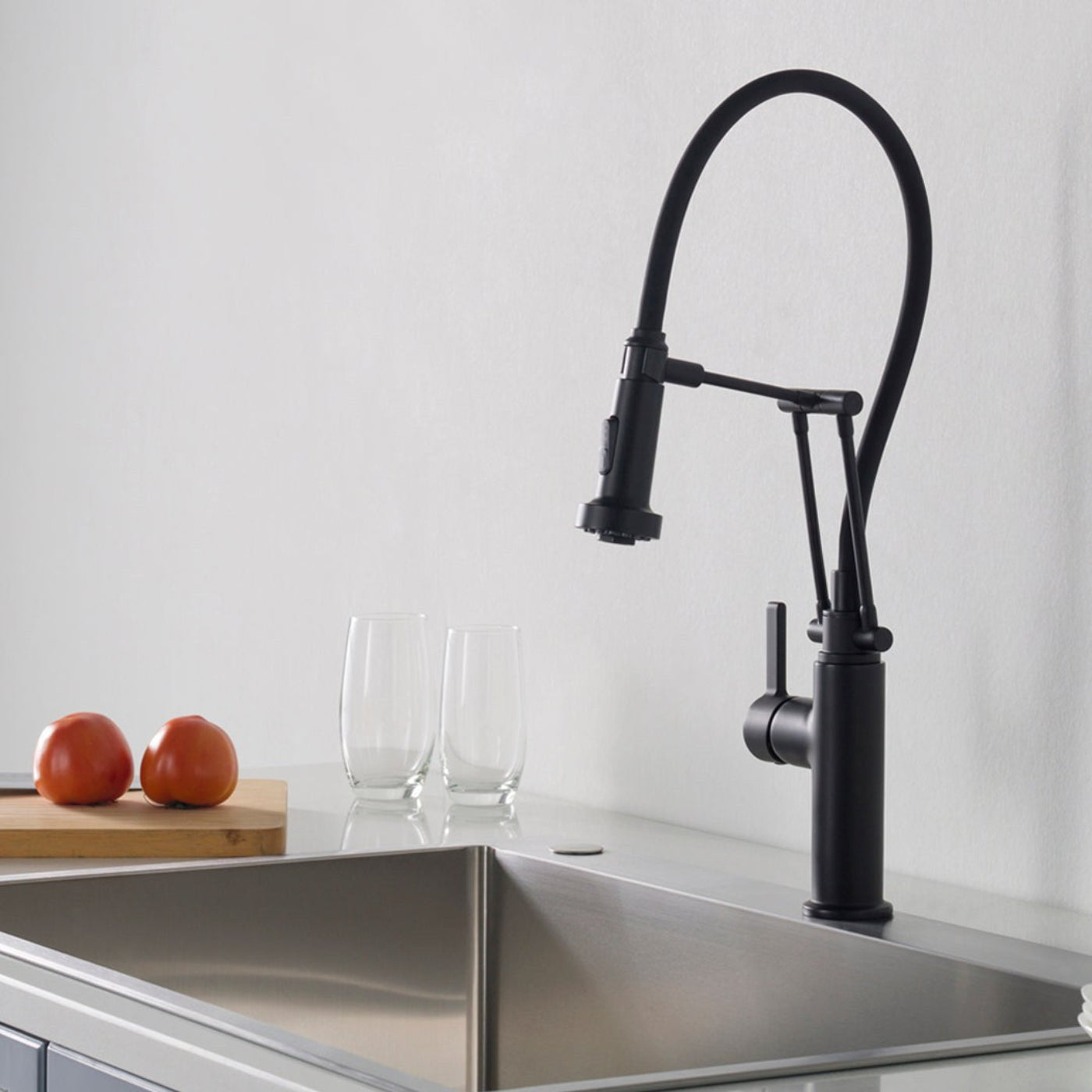 Blossom Single Handle Pull Out Kitchen Faucet – F01 208
