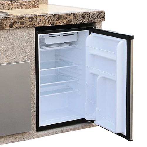 {{ product.title }} - by {{ product.vendor }}