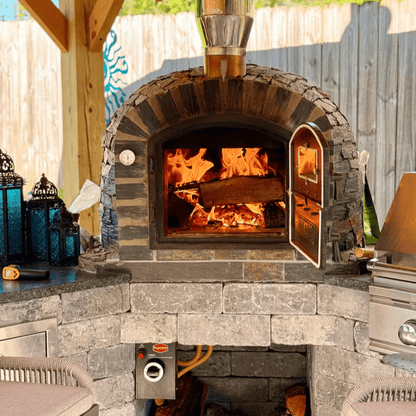 LISBOASTONEFINISHPREMIUMPIZZAOVENCOUNTERTOPWITHFIRE