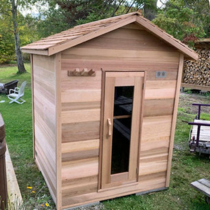 Dundalk LeisureCraft Clear Cedar Outdoor Cabin Sauna - DLCCCOCS5X6-8KW